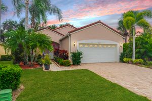 467 NW LISMORE LN, PORT SAINT LUCIE, FL