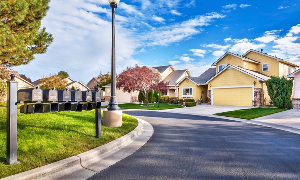 Beautiful Streetscapes