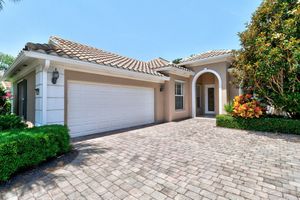5209 ELEUTHRA CIR, VERO BEACH, FL