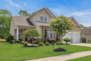 25 MERION LN, JACKSON, NJ