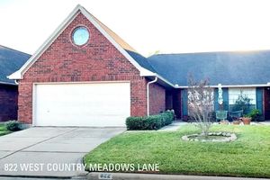 822 W COUNTRY MEADOWS LN, PEARLAND, TX
