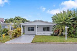 6675 NW 15TH ST, MARGATE, FL
