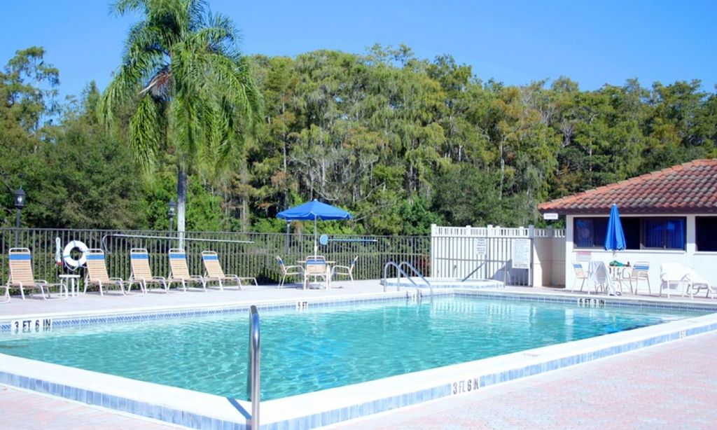 10 Heated Outdoor Pools