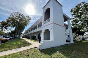 2100 WORLD PARKWAY BLVD APT 56, CLEARWATER, FL