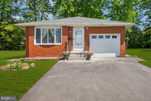 44 GARDENIA WAY, TOMS RIVER, NJ
