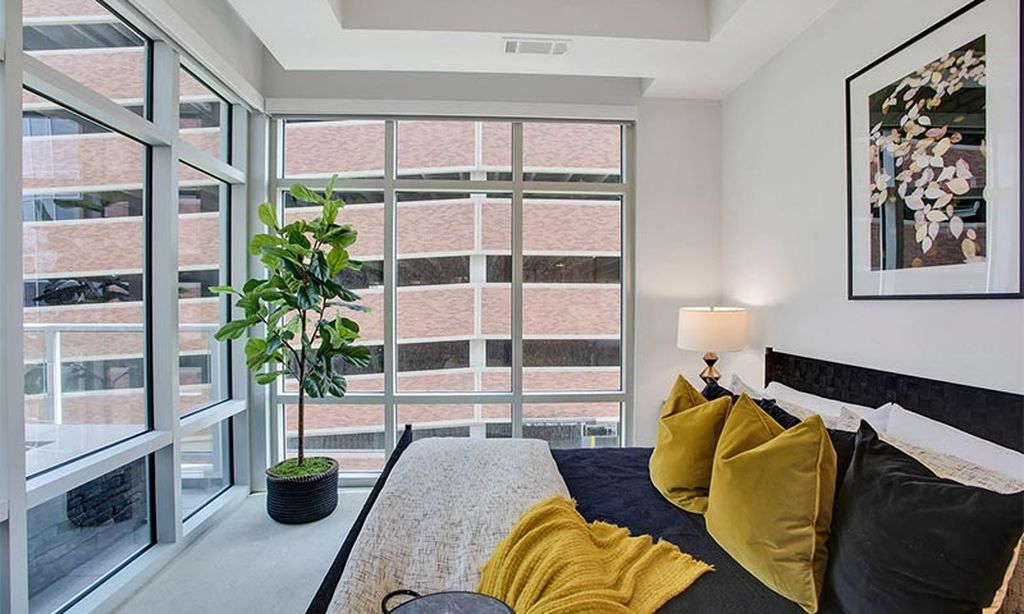 Model Master Bedroom