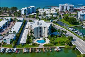 2150 GULF SHORE BLVD 411, NAPLES, FL