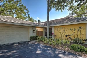 220 SOUTHAMPTON DR 325, VENICE, FL