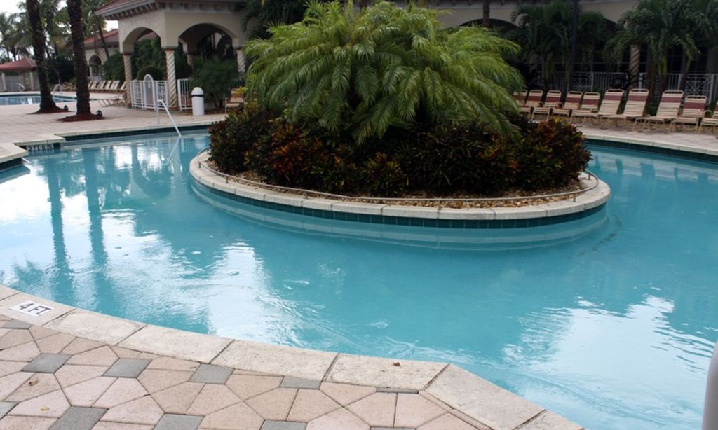 Outdoor Resistance Pool