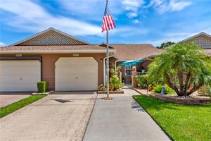 5512 ROSEWALL CIR, LEESBURG, FL
