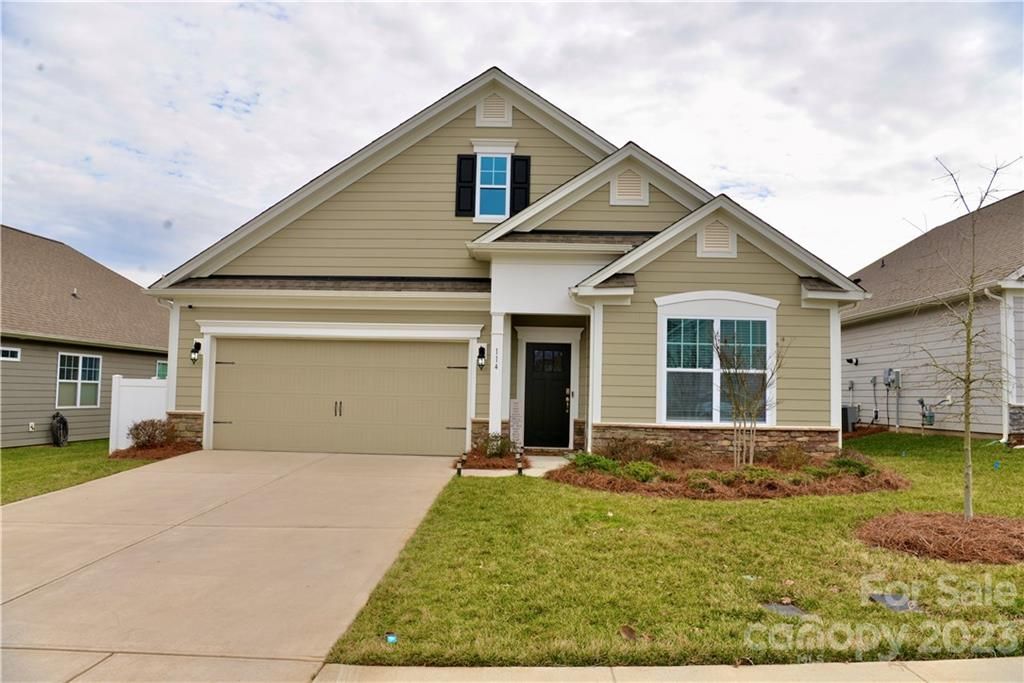 image of property at 114 E Northstone Road