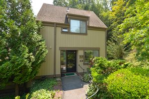 51 HERITAGE VLG B, SOUTHBURY, CT
