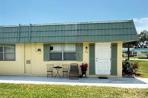 102 CAMBRIDGE TRL APT 230, SUN CITY CENTER, FL