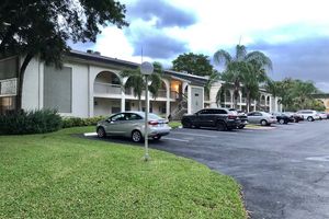 2614 NASSAU BND APT D2, COCONUT CREEK, FL