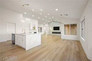 2808 CROWN RIDGE DR, LAS VEGAS, NV