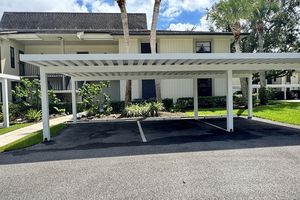 16 PLANTATION DR 105, VERO BEACH, FL