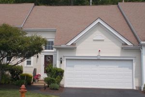 38 STONEBRIDGE DR # 38, HANSON, MA