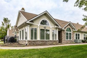825 S BROWNS LN 1404, GALLATIN, TN