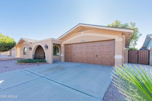 4533 E FLORIAN CIR, MESA, AZ