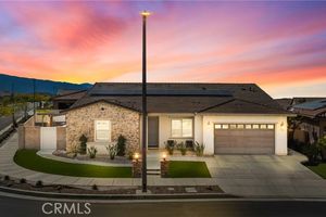 11638 OAKTON WAY, CORONA, CA