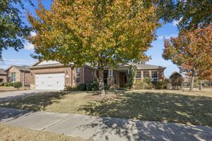 1728 HACIENDA HEIGHTS LN, FRISCO, TX