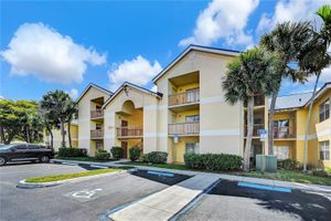 7640 WESTWOOD DR APT 404, TAMARAC, FL