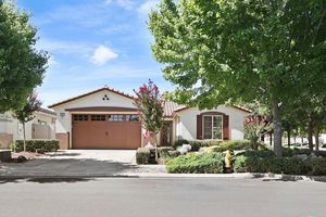 2349 BELLE GLADE LN, MANTECA, CA