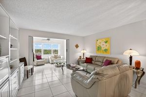 3951 VIA POINCIANA 609, LAKE WORTH, FL