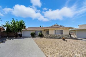 1461 W WESTMONT AVE, HEMET, CA