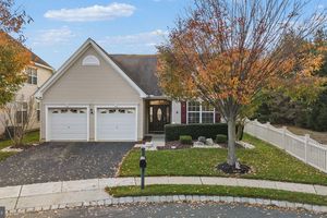 4 BRAKEMAN CT, HIGHTSTOWN, NJ