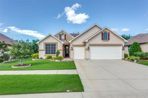 11708 SOUTHERLAND DR, DENTON, TX