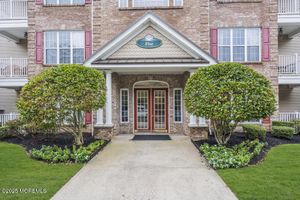512 SOPHEE LN, LAKEWOOD, NJ