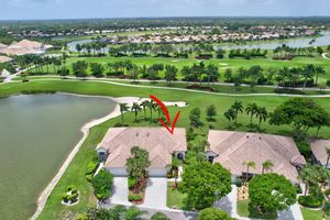 6866 SWANSEA LN, BOYNTON BEACH, FL