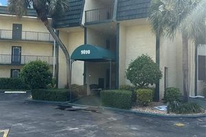 9090 LIME BAY BLVD APT 115, TAMARAC, FL