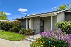 8933 YOLO CIR UNIT 1308A, HUNTINGTON BEACH, CA
