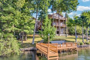 43 MARKHAM TER, CROSSVILLE, TN