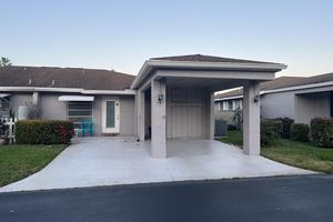 6805 MOONLIT DR, DELRAY BEACH, FL
