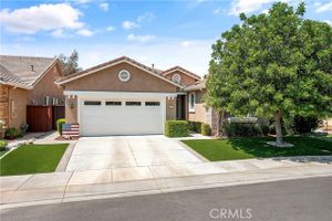 671 ZAHARIAS CIR, HEMET, CA