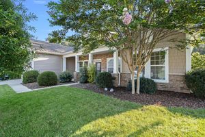 114 CANOE POLE LN, MOORESVILLE, NC