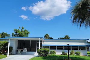 804 MAPLE LN, LADY LAKE, FL
