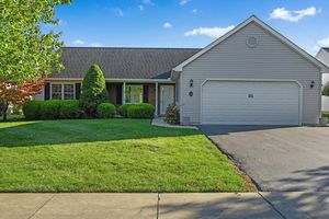16 ROSEMONT DR, MYERSTOWN, PA