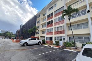 215 SE 3RD AVE 202D, HALLANDALE BEACH, FL