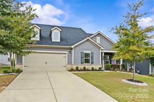 9306 DUFAUX DR, CHARLOTTE, NC