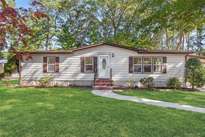 1661 OLD COUNTRY RD 434, RIVERHEAD, NY