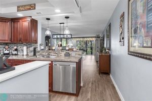 3202 PORTOFINO PT C2, COCONUT CREEK, FL