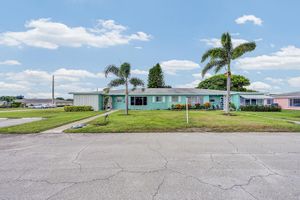 330 MAIN BLVD B, BOYNTON BEACH, FL