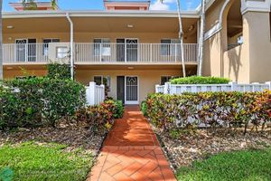 5914 REGAL GLEN DR APT 109, BOYNTON BEACH, FL