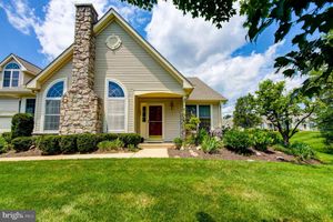 512 POPPY CT, LANGHORNE, PA