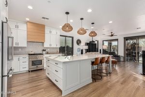 1885 W DION DR, PHOENIX, AZ