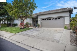 1012 CENTENNIAL DR, BRENTWOOD, CA